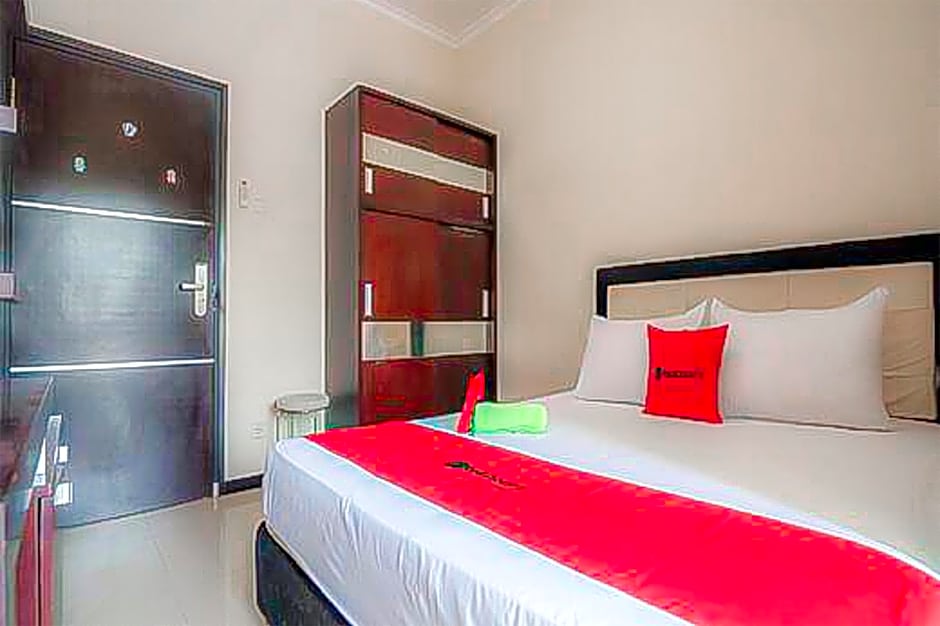 RedDoorz near E Walk Mall Balikpapan