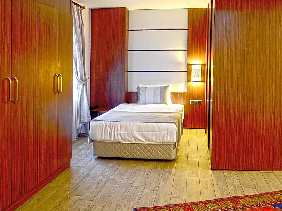 Safa Royal Museum Hotel