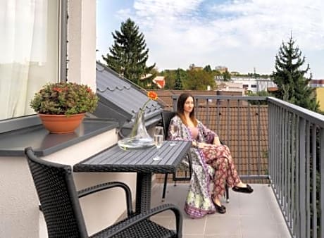 Deluxe Double Room with Balcony