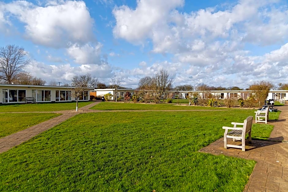 Pakefield Holiday Village - Adults Only