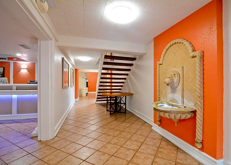 Budget Host Inn- Medical Center