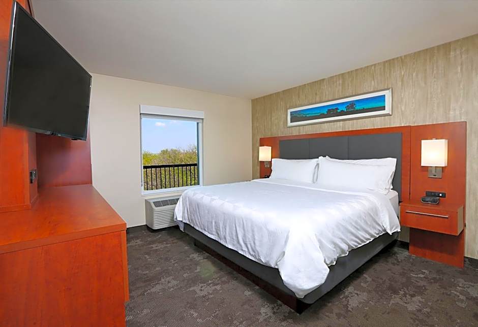 Holiday Inn & Suites Sioux Falls - Airport By IHG
