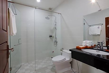 Triple Room with Balcony