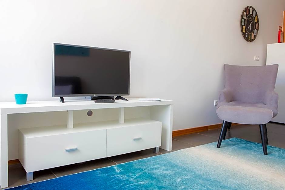 Five Design Rooftop by Storytellers