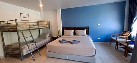 Standard Quadruple Room