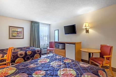 2 Double Beds, Smoking
