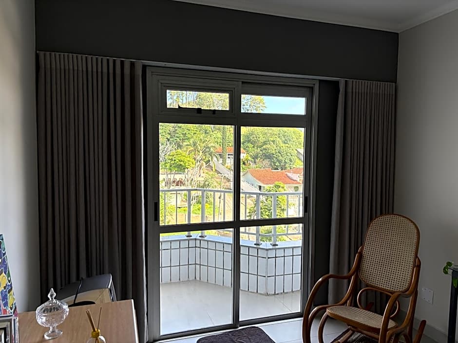 Apartamento no centro de São Lourenço e a 750 metros do parque