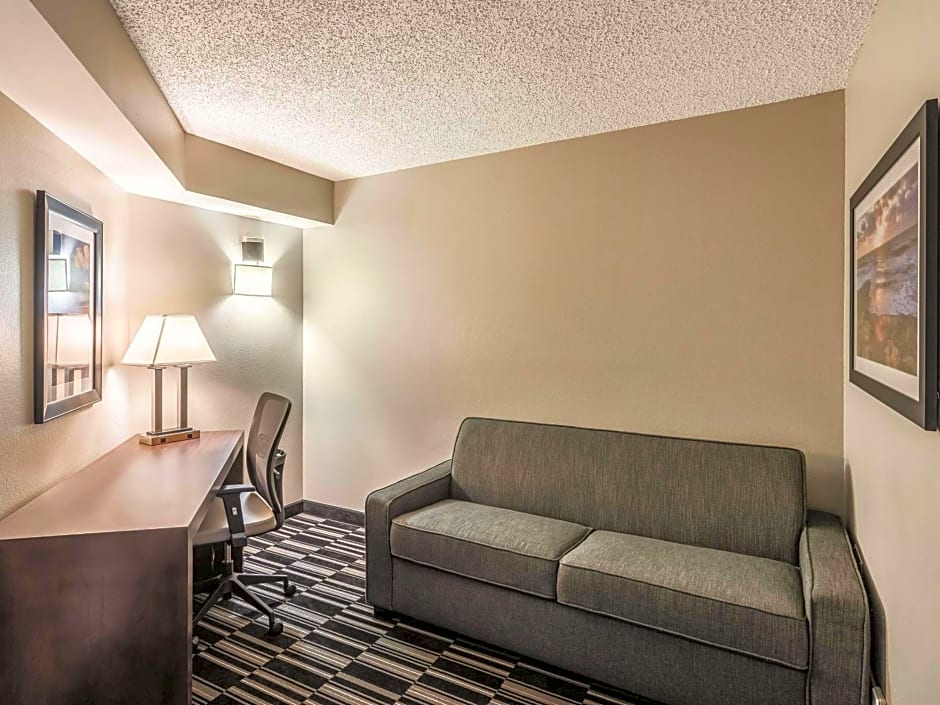 La Quinta Inn & Suites by Wyndham Jupiter
