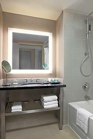 Premium Room, 2 Double Beds, City View (2 Double Beds)