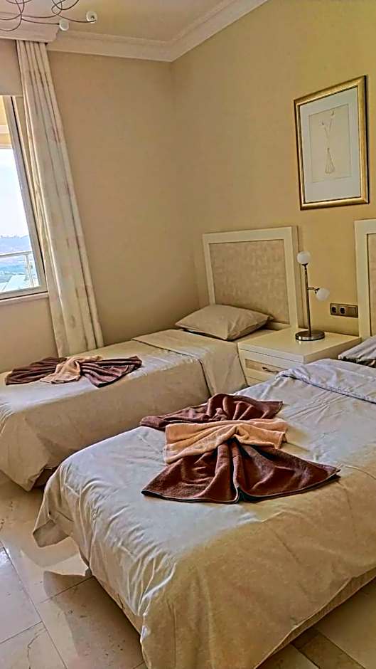 Appartement Goldcity 2 chambres, vue sur mer, aquapark non inclus