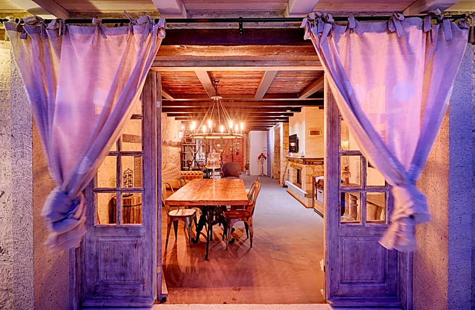 Alakapi Hotel & Villas