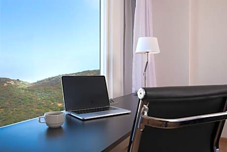 Deluxe King Room with Pool View