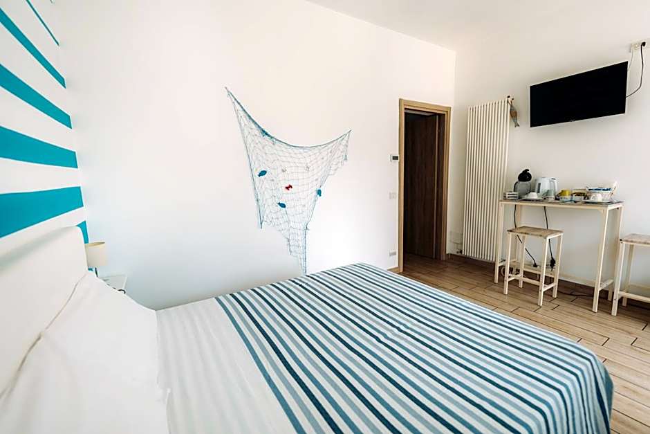 Photo 1 of 10 of Double Room