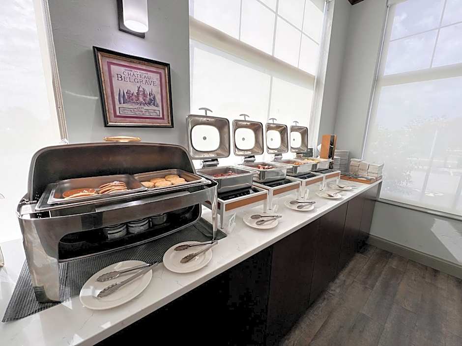 Holiday Inn Hotel & Suites Madison West - Middleton By IHG