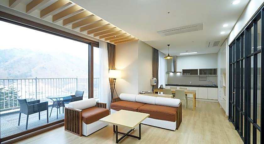 Pyeonchang The White Hotel