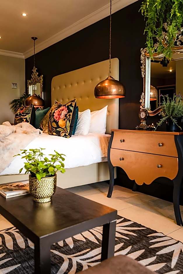 SW1 Lodge