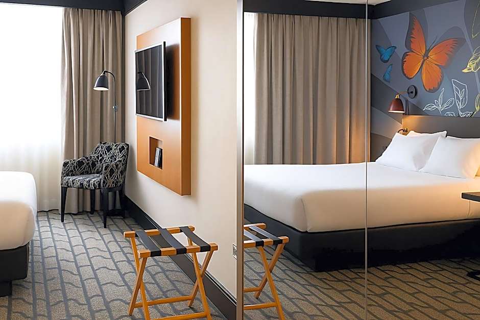 Holiday Inn Salisbury-Stonehenge By IHG