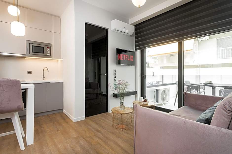 LUX&EASY Athens Downtown Apartments