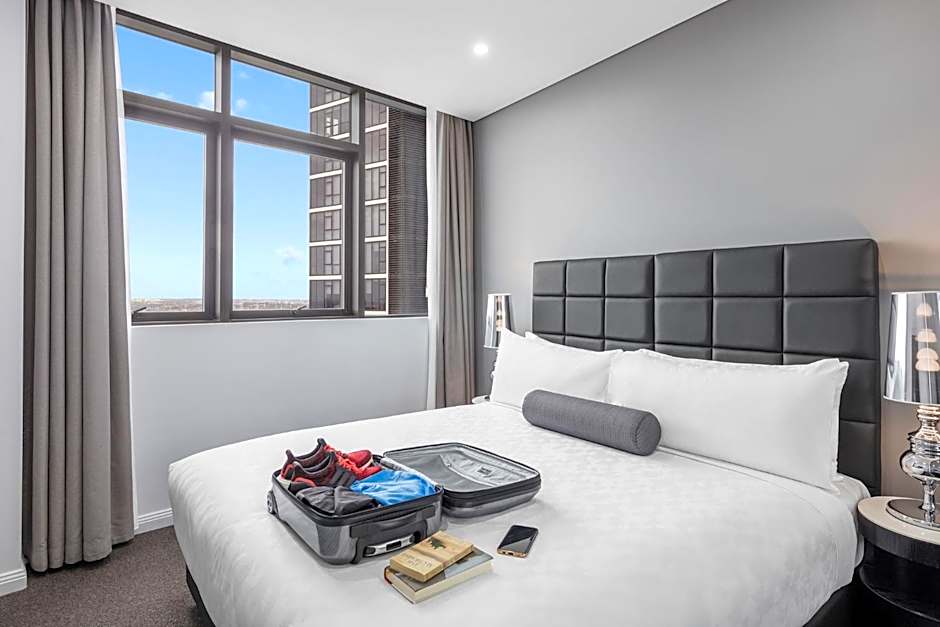 Meriton Suites Church Street, Parramatta