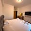 Lili Hotel
