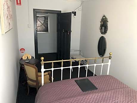 Standard Double Room with Shared Bathroom