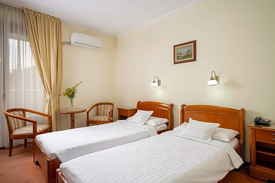 Hotel Sarmis