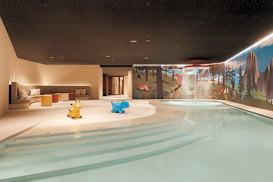 The Oswald Grand Hotel