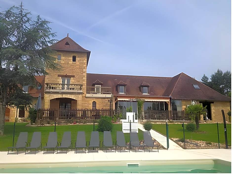 Logis hotel-restaurant les collines 59 route des cretes