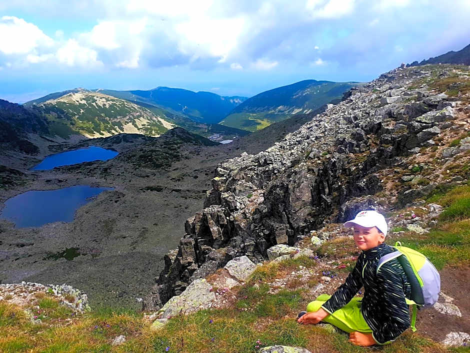 Enjoy Studios and Lovely Apartment Villa Park