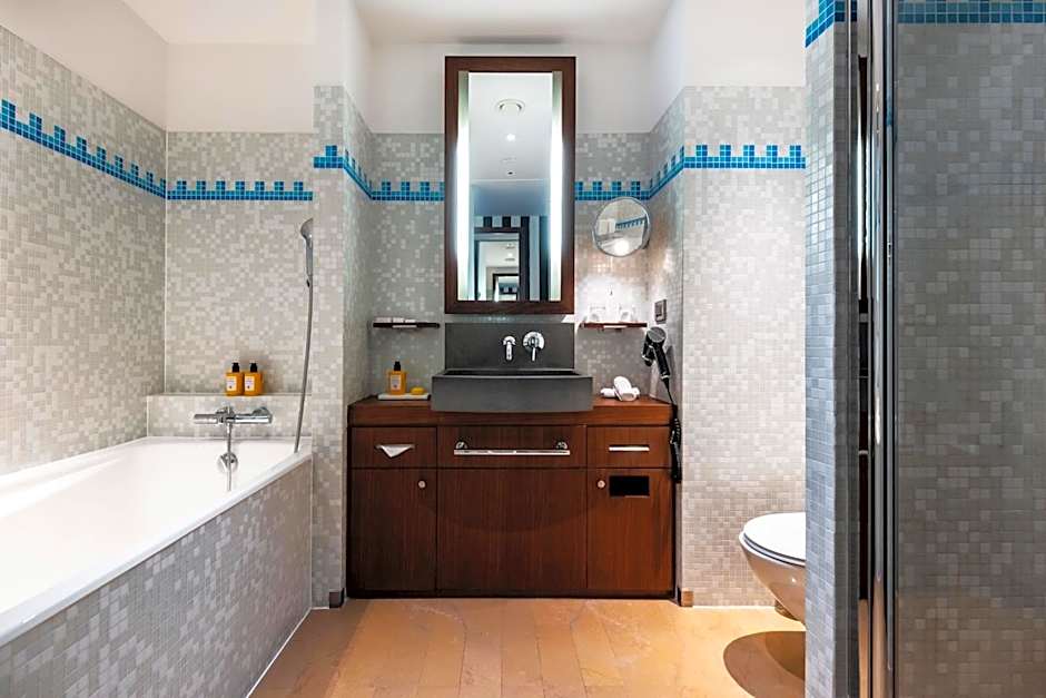 Grand Hôtel Champs-Elysées