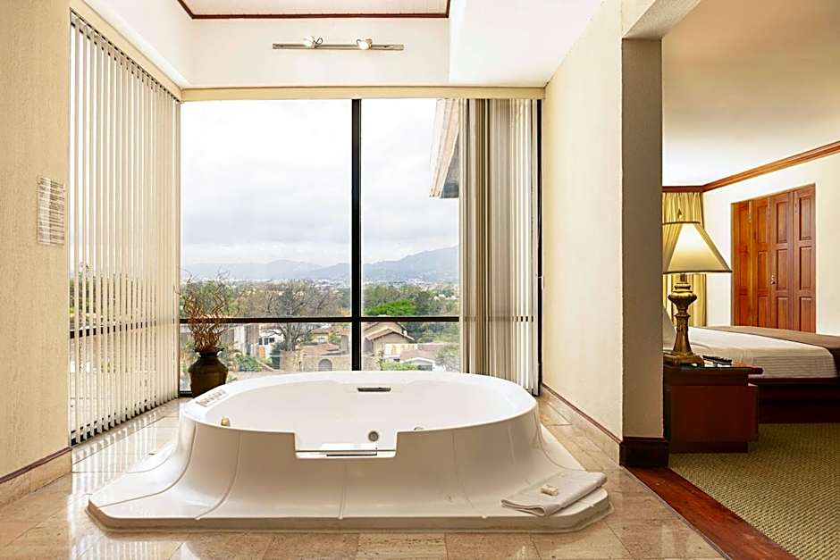 Wyndham San Jose Herradura Hotel & Convention Center