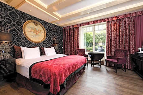 Deluxe Room with Garden View