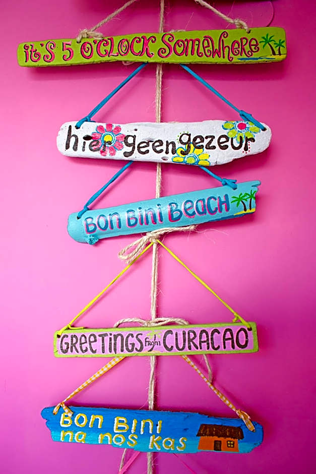 Scuba Lodge & Suites