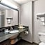 Quality Suites Stratford