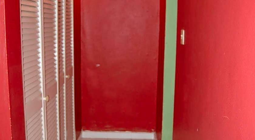 Pink Hibiscus Guest House