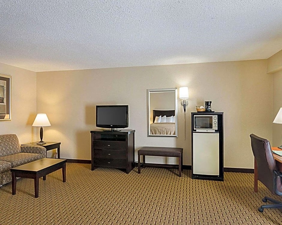 Quality Inn Troutville