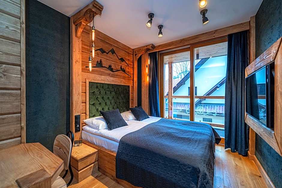 Mountain Shelter Apartments