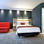 Holiday Inn Express London - Watford Junction By IHG