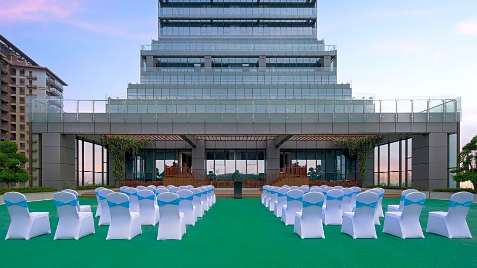 Holiday Inn Luzhou Longjian By IHG