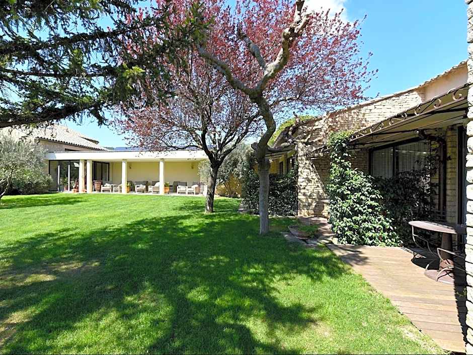 Logis Hotel Carcarille
