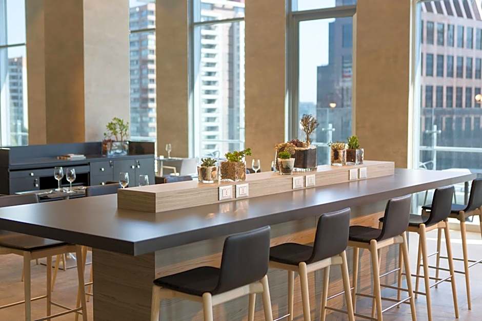 Courtyard by Marriott Santiago Las Condes