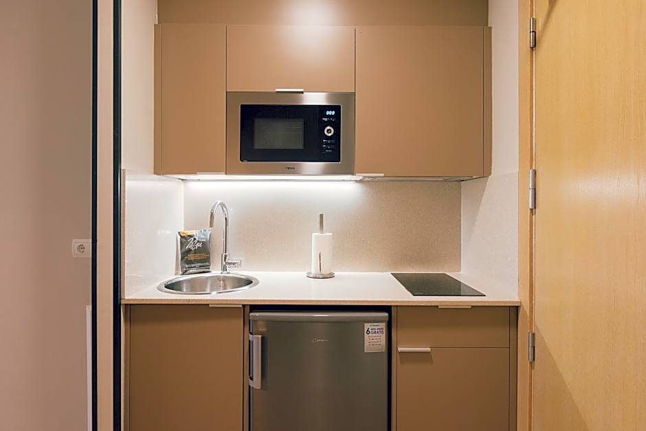 Palau Suites & Apartments