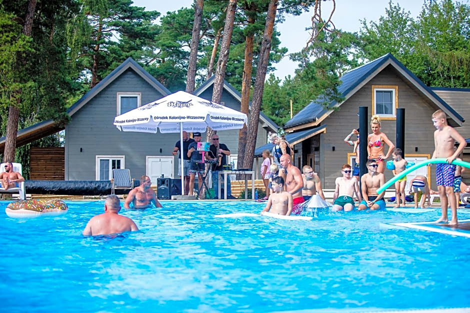 OŚRODEK KOLONIJNO WCZASOWY MEWA - przy plaży z basenem z podgrzewaną wodą i mini SPA