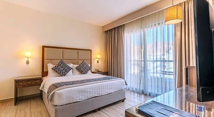 Lacosta Hotel
