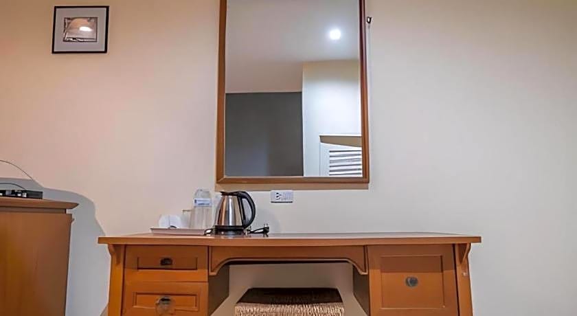 Krabi Grand Place Hotel