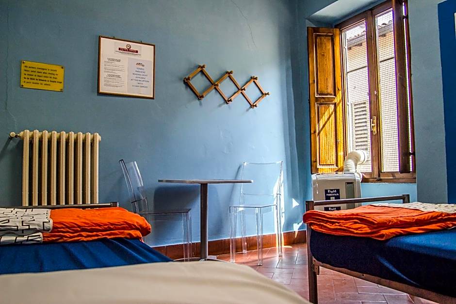 Hostel Santa Monaca