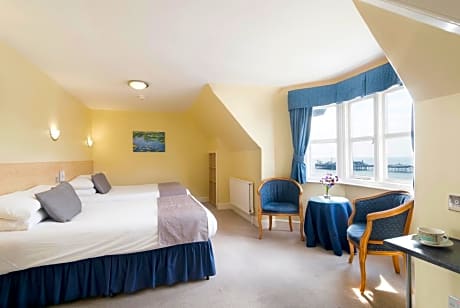 Family Room with Side Sea View