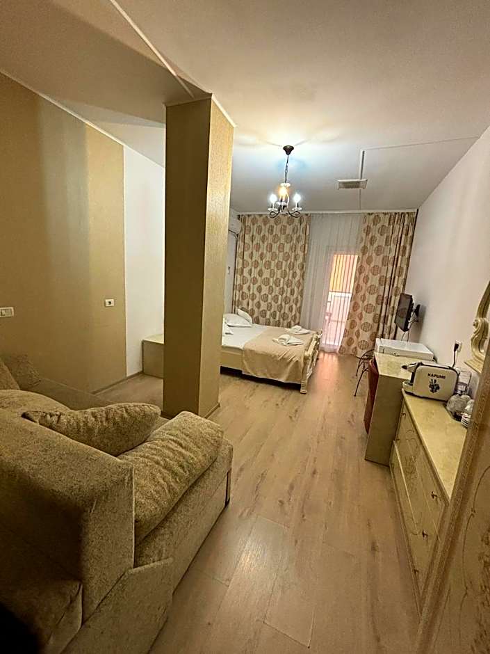 Hotel Prestige