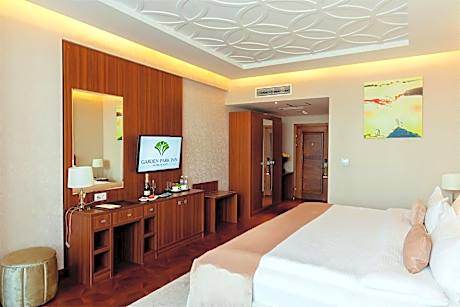 Superior Deluxe Double or Twin Room