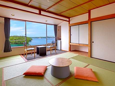 Sea Side Standard Japanese-Style Room with 10 Tatami, Shared Bathroom, Non-Smoking
